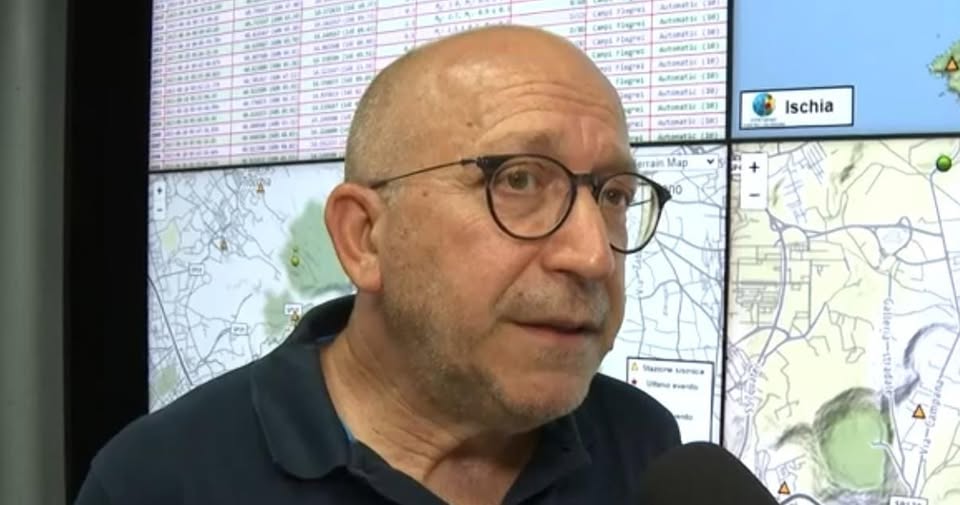Crisi sismica, il direttore dell’Osservatorio Vesuviano: «La crisi continua e il suolo si deforma»