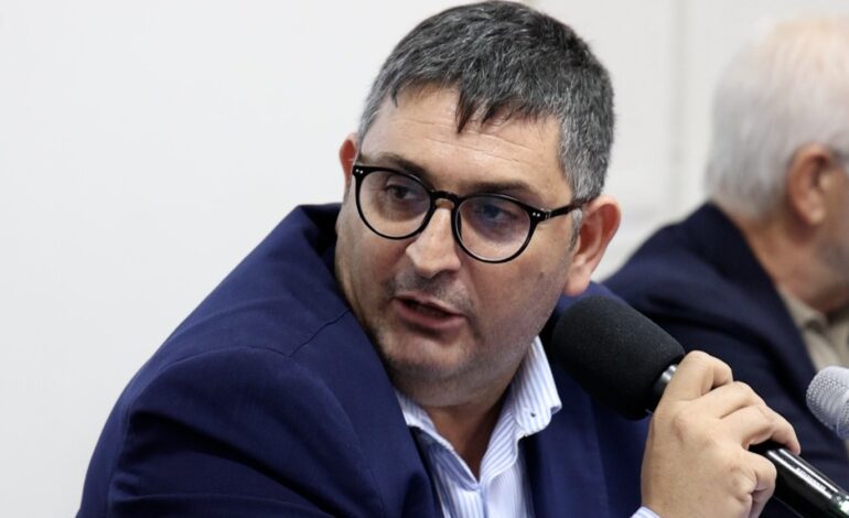 POZZUOLI/ «Il sindaco Manzoni e il trionfo dell’ovvietà»