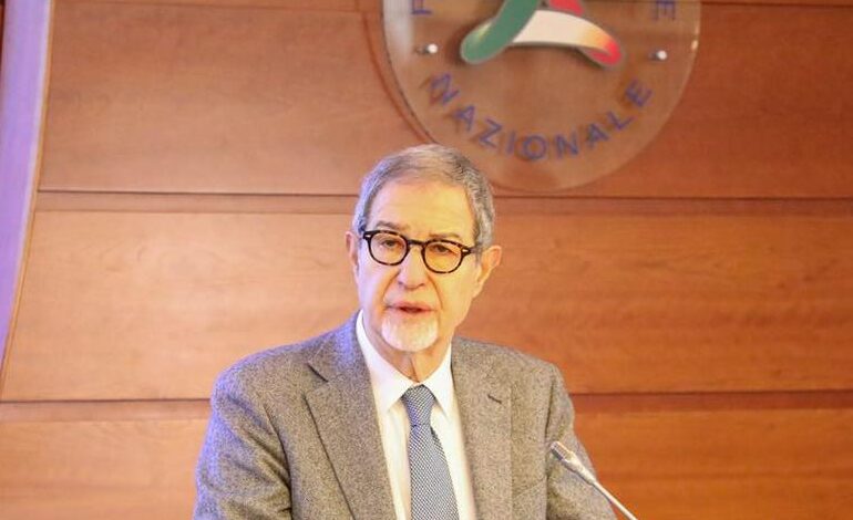 Bradisismo, Musumeci rilancia «Stato di emergenza mia riflessione, la cassaforte per i Campi Flegrei è già aperta»