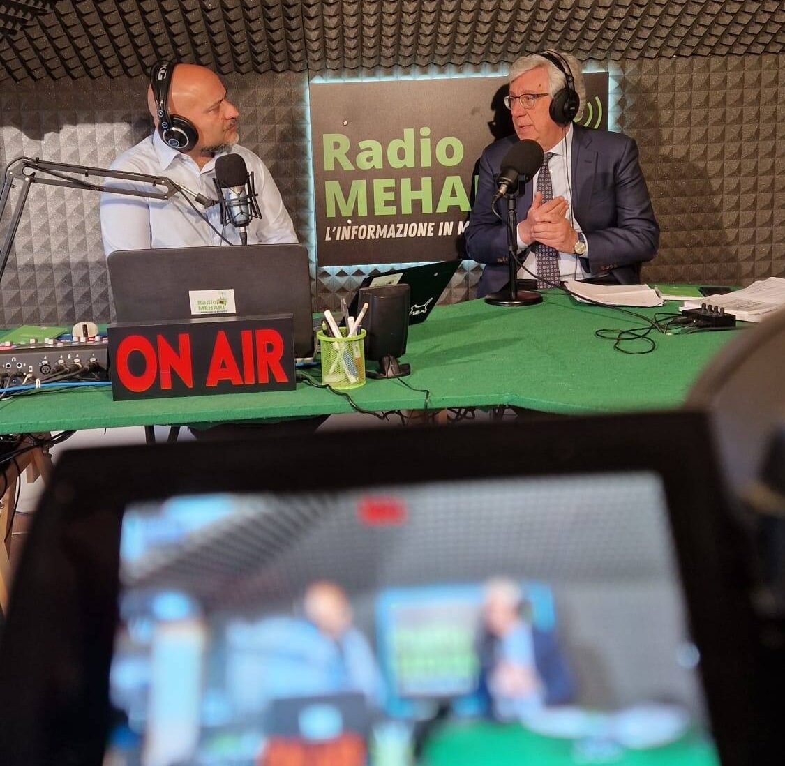 QUARTO/ Giovani a scuola nel bene confiscato per realizzare i video podcast del progetto “Giovani Redattori per il Sociale”
