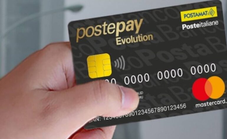 Truffe on line con carte Postepay e Mooney, 44 indagati: tre sono di Pozzuoli, due di Quarto – I NOMI