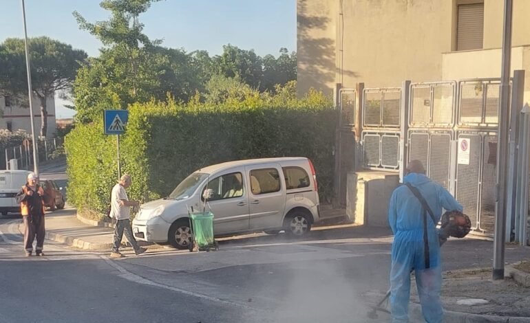 POZZUOLI/ Andreozzi denuncia e l’amministrazione interviene: effettuata pulizia a Monterusciello – LE FOTO
