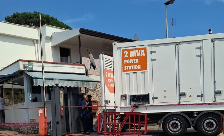 POZZUOLI/ Riattivata la fornitura elettrica a Licola e Monterusciello attraverso piccoli e grandi generatori