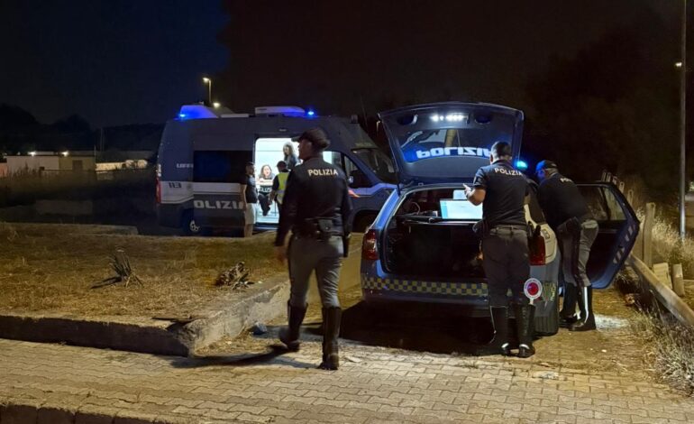 Controlli della Polizia a Bacoli: identificate 102 persone