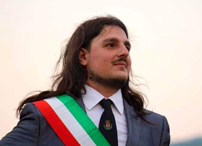 ESCLUSIVA/ Josi nella bufera: spuntano tasse non pagate al comune di Bacoli