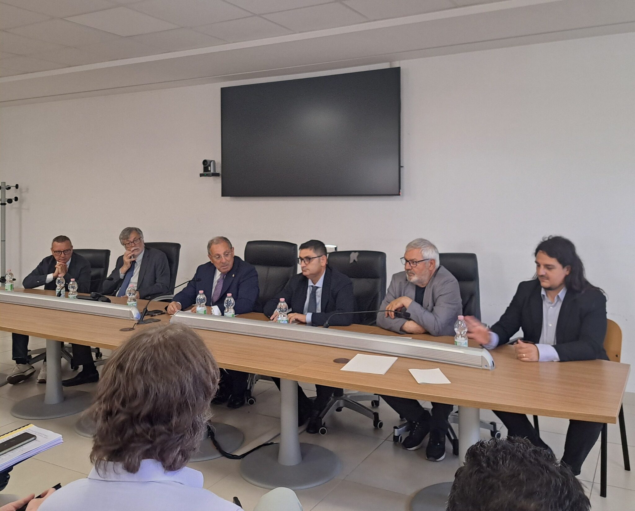 Bradisismo, il Prefetto incontra i comitati a Pozzuoli «Nessuno sarà lasciato solo»