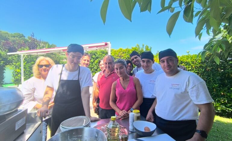 Cultura e inclusione a tavola: i ragazzi di Calda..Mente incontrano a Ischia la cucina giapponese con lo chef Tetsuo Nagano