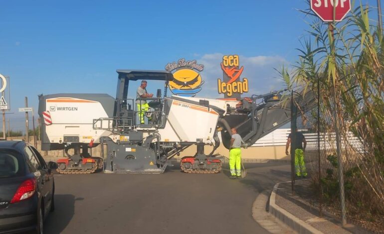 POZZUOLI/ Strade asfaltate a Licola Mare «Grazie sindaco Manzoni»