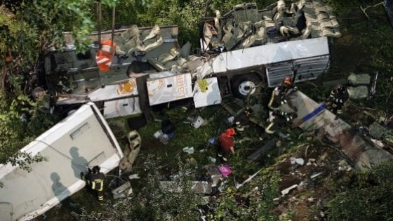 Monteforte Irpino e Pozzuoli unite nel ricordo delle 40 vittime della strage del bus