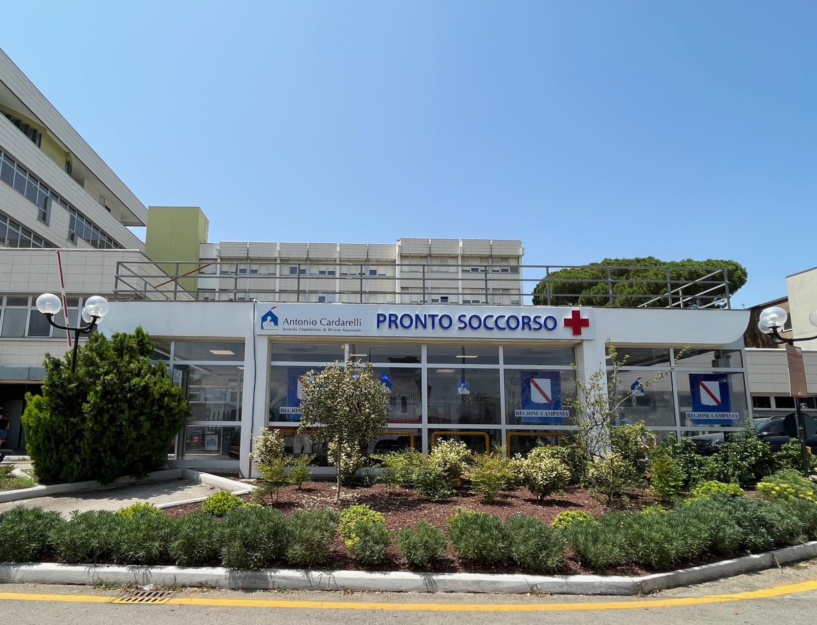 Incidenti stradali estivi, dal Cardarelli dati preoccupanti: 1 codice rosso su 10 è per traumi della strada
