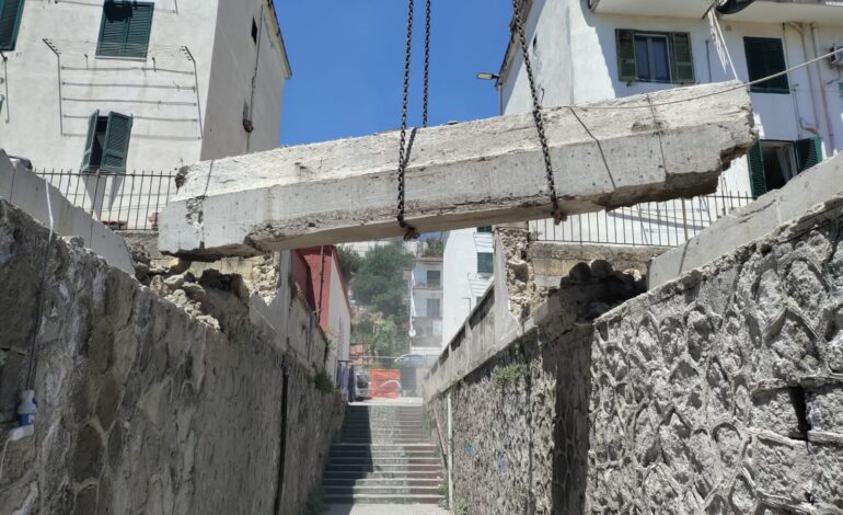 POZZUOLI/ Demolito il sottopasso in Traversa Umberto I