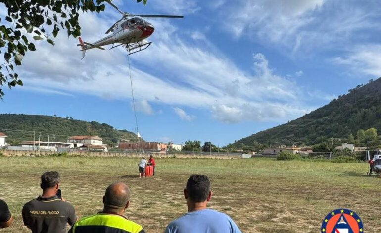 POZZUOLI/ Domato il secondo incendio al Monte Barbaro
