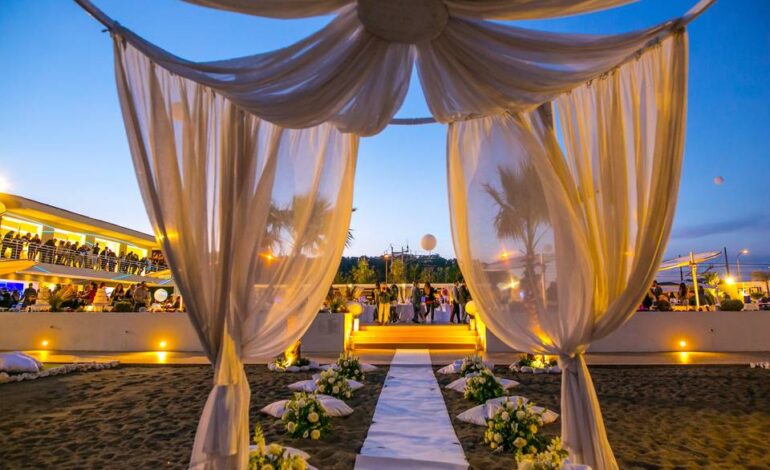 L’arenile di Pozzuoli cambia volto: 50% di spiagge libere, stop ai matrimoni e ai “padroni del mare”. Si al cibo da casa