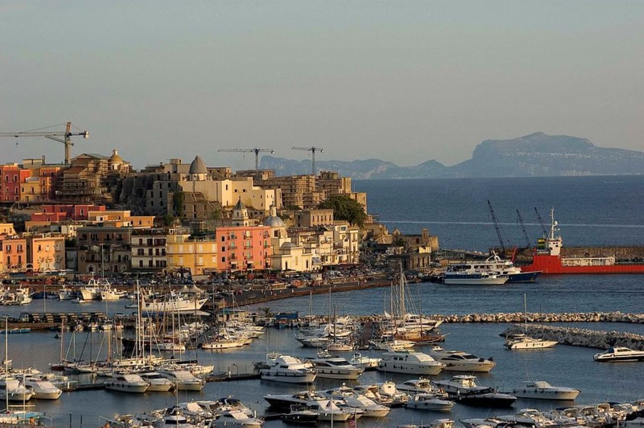 «Città Flegrea» a Pozzuoli nasce un nuovo brand. Monaco: «Un sogno che si realizza»