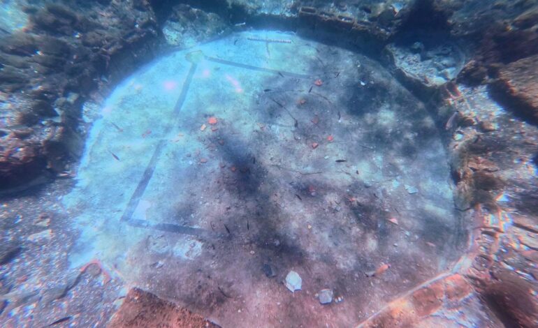 Parco Sommerso di Baia, mosaico e sauna rinvenuti al Portus Iulius – LE FOTO