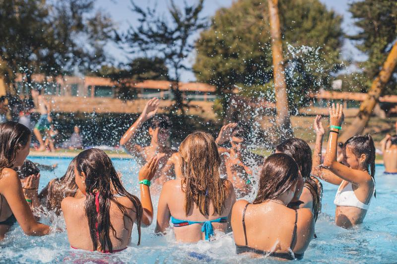 Campi estivi al comune di Pozzuoli: caos e ritardi record