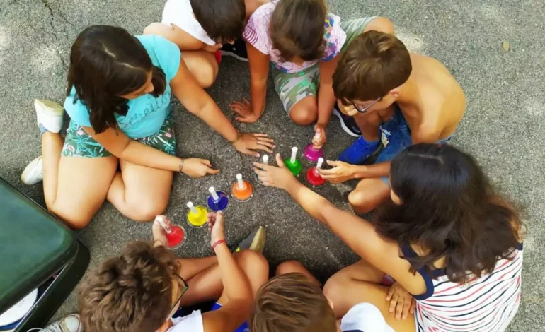Campi estivi a Pozzuoli, affidamento diretto (senza bando) a una cooperativa di Ercolano