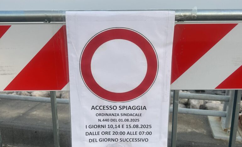 Spiagge off-limits a Pozzuoli e Bacoli anche il 14 e 15 agosto