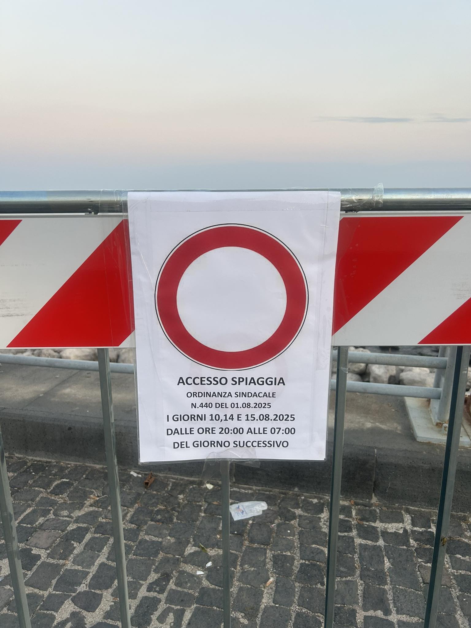 Spiagge off-limits a Pozzuoli e Bacoli anche il 14 e 15 agosto
