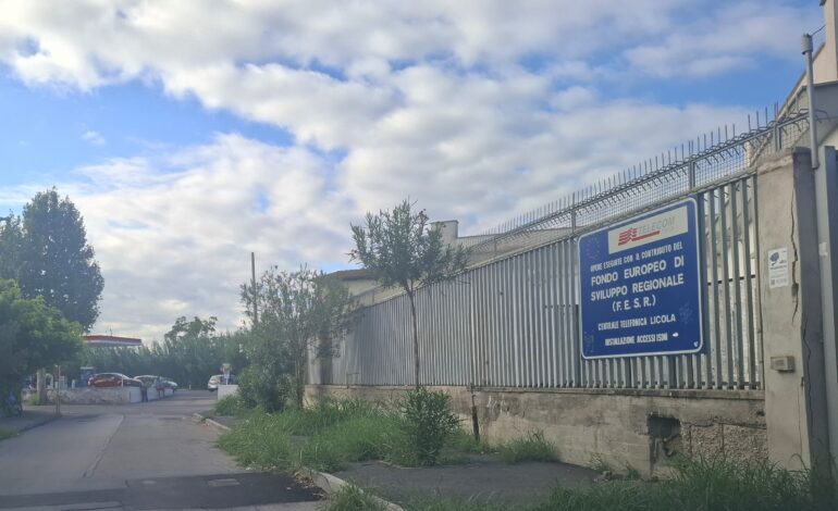 POZZUOLI/ A Licola i marciapiedi della vergogna “Dall’amministrazione Manzoni solo chiacchiere”