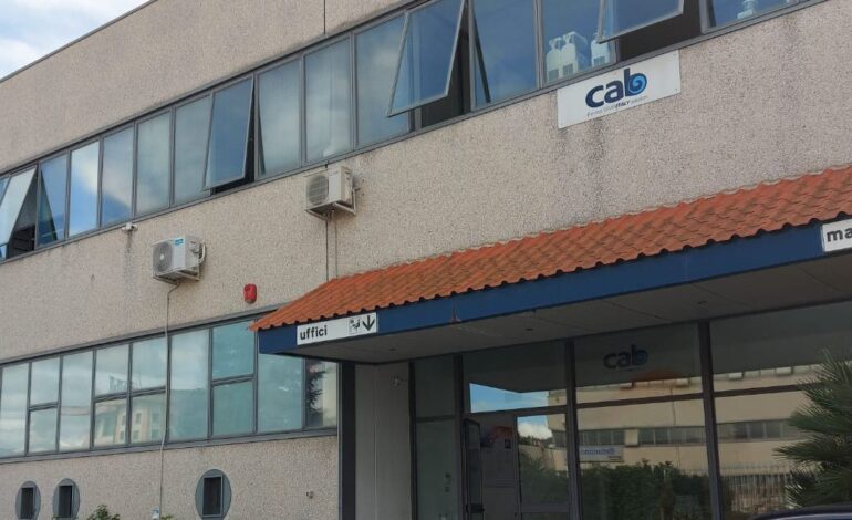 Azienda a rischio chiusura, lavoratori sul piede di guerra a Pozzuoli