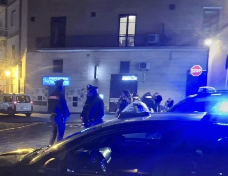 Scappa dopo un incidente e si schianta: 40enne arrestato a Monte di Procida