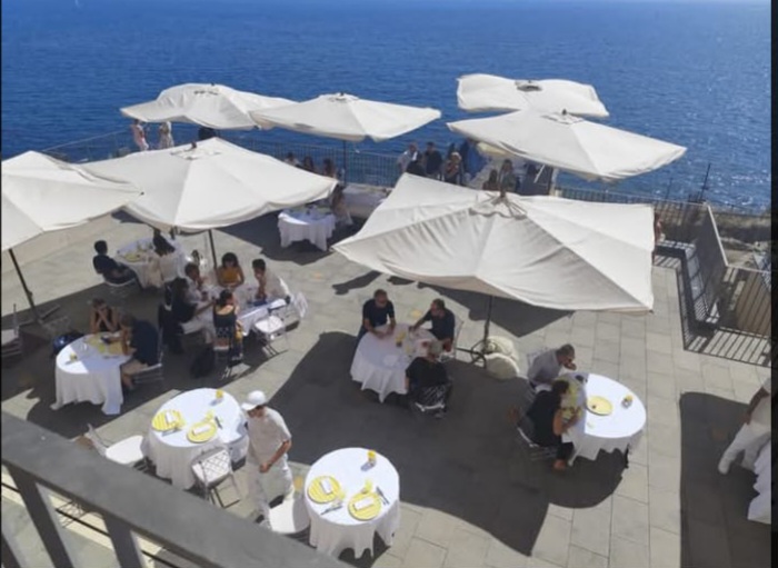 «Evento privato» Terrazza del Rione Terra di Pozzuoli chiusa ai cittadini