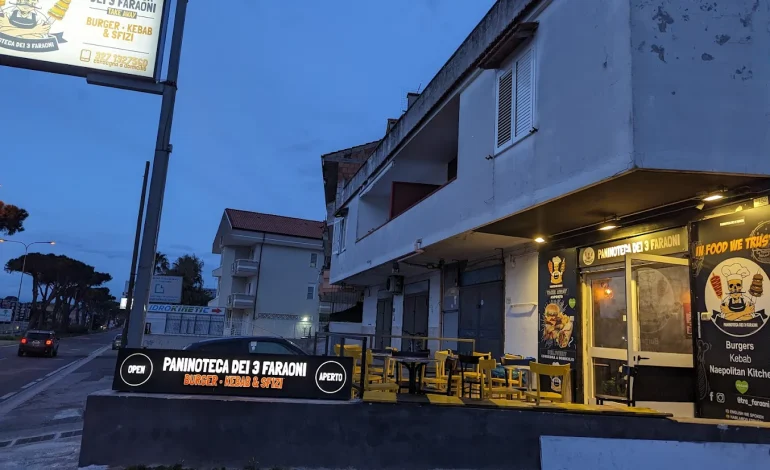 Incendio ai danni di una paninoteca a Lago Patria: indagano i carabinieri