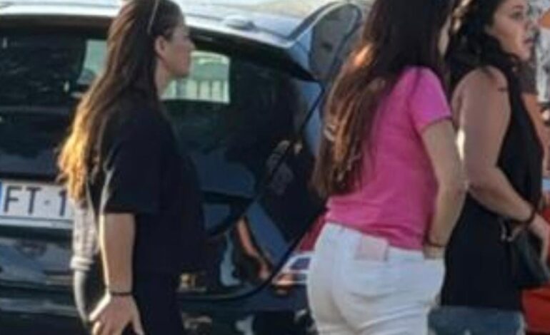 Svaligiata auto di due donne a Licola: ladri inseguiti dalle vittime