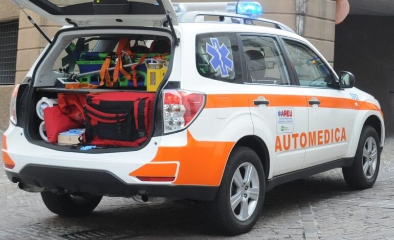 Automedica senza revisione e assicurazione: sequestrata dai carabinieri