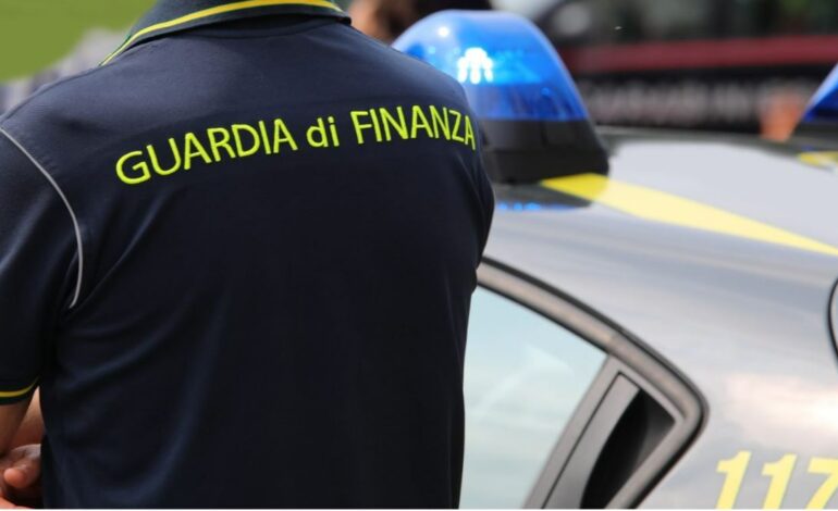 Scoperto un diplomificio: indagati preside, docenti e studenti