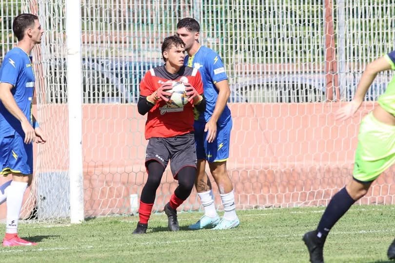 Paura a Pozzuoli: portiere del Rione Terra finisce all’ospedale con ematoma e frattura alla testa