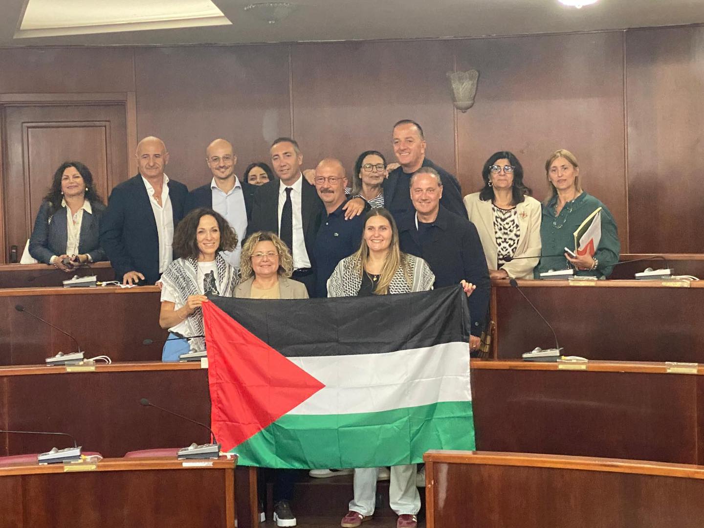 Il consiglio comunale di Quarto riconosce lo Stato di Palestina e offre cittadinanza onoraria a Francesca Albanese