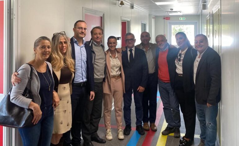 POZZUOLI/ Moduli scolastici in ritardo di un anno: Paolo Tozzi fa propaganda sul lavoro altrui