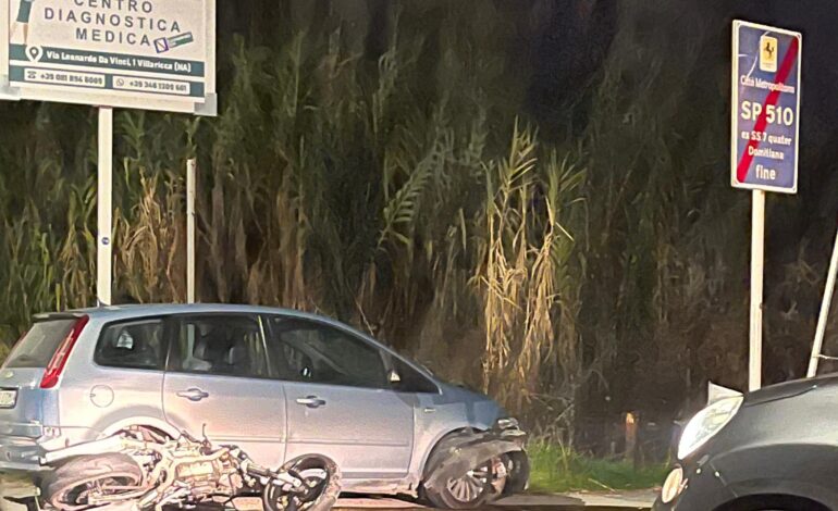 Scontro auto-moto a Licola: un ferito