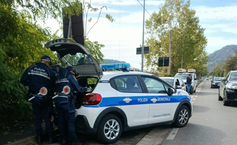 POZZUOLI/ Controlli della Polizia Municipale: fermate 100 vetture