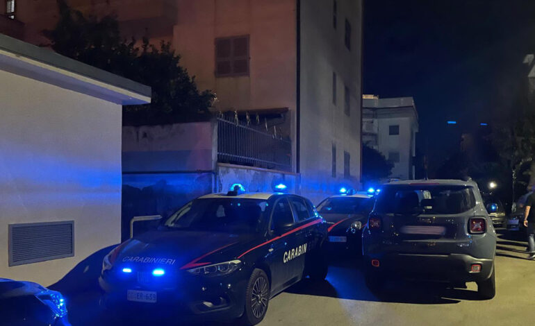 Controlli straordinari nella movida dell’area nord di Napoli, servizi “Alto Impatto” dei carabinieri