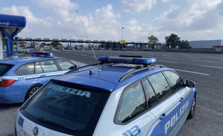 Scappa con una betoniera dopo un incidente in Tangenziale: preso grazie alle telecamere