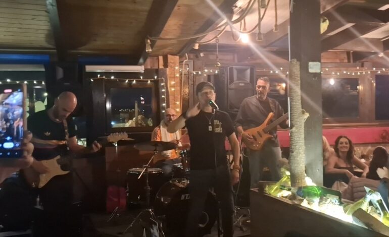 Magnitudo-Plato: successo a Licola per la serata dedicata a Vasco Rossi