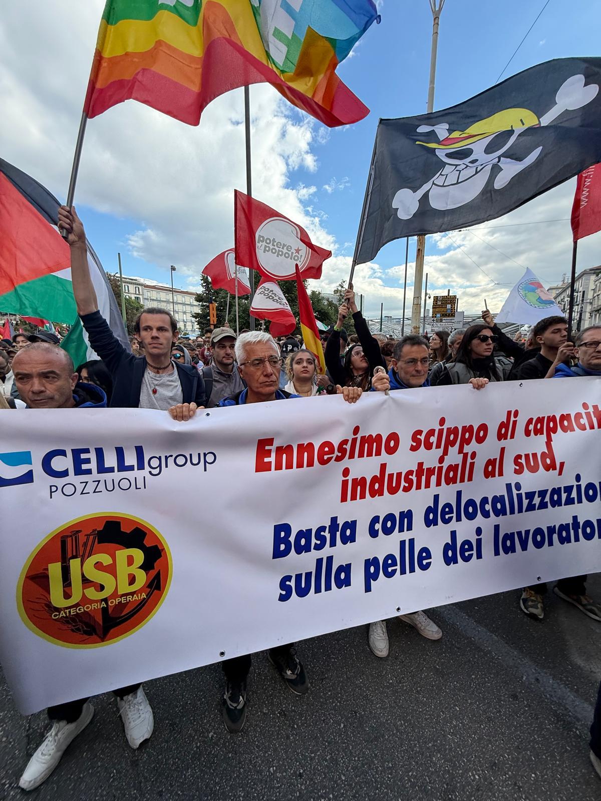 Lavoratori occupano fabbrica a Pozzuoli “L’azienda non si chiude”