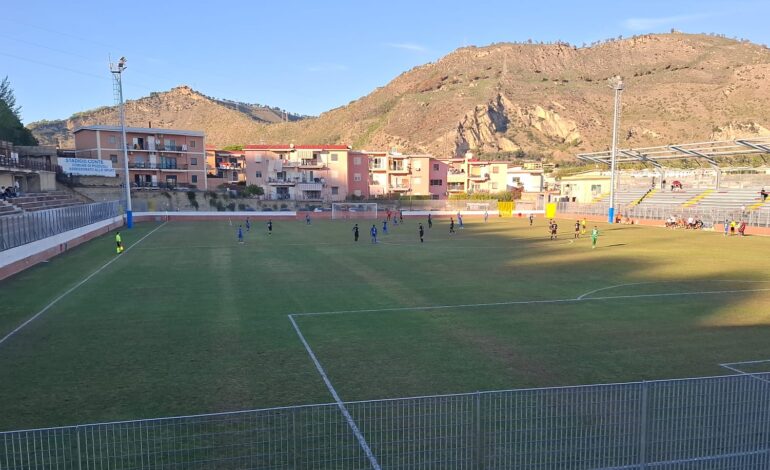 CALCIO/ Il Rione Terra vince ancora: è primo a punteggio pieno