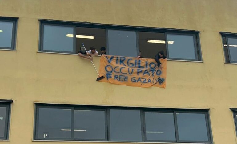 «Free Gaza» Occupato il liceo “Virgilio” di Pozzuoli
