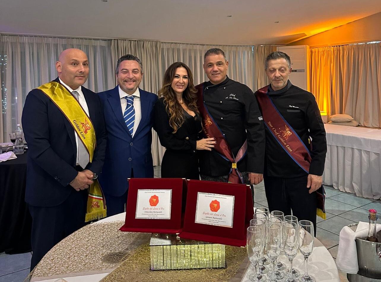 POZZUOLI/ A Gennaro e Imma Martusciello il premio “Sigillo del Leone d’Oro”
