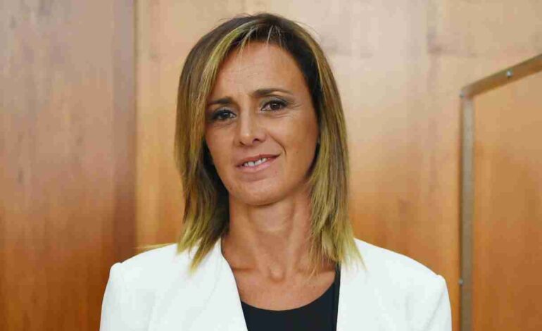 POZZUOLI/ Testa nuovo presidente di commissione: la linea dei “veterani” PD prevale su Villani-D’Amico – LE FOTO