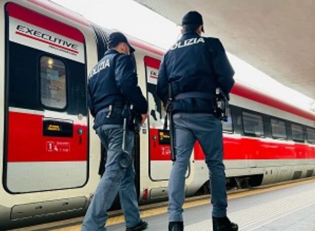 Minaccia personale delle ferrovie e i poliziotti: arrestato
