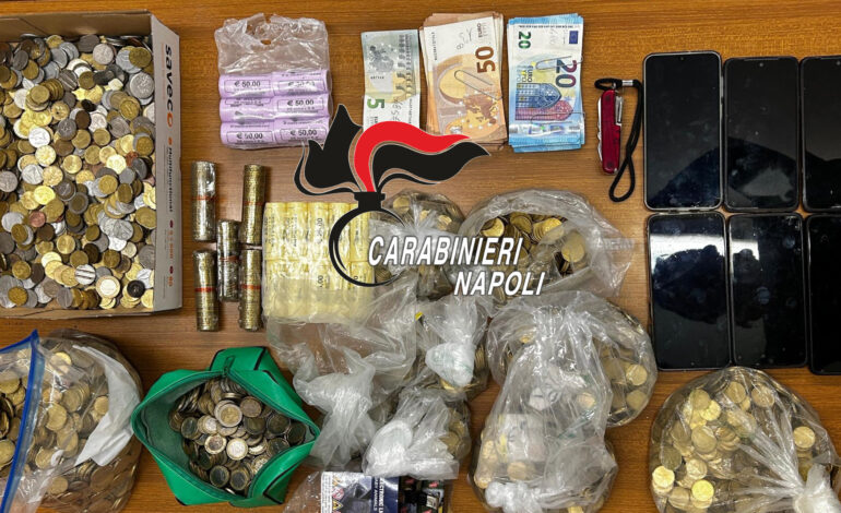 Ladro incastrato da un asso di picche tatuato sulla mano