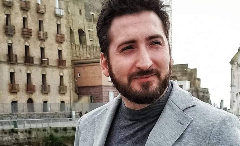 POZZUOLI/ «Comunista di m….» Insulti al segretario provinciale di Sinistra Italiana Stefano Ioffredo