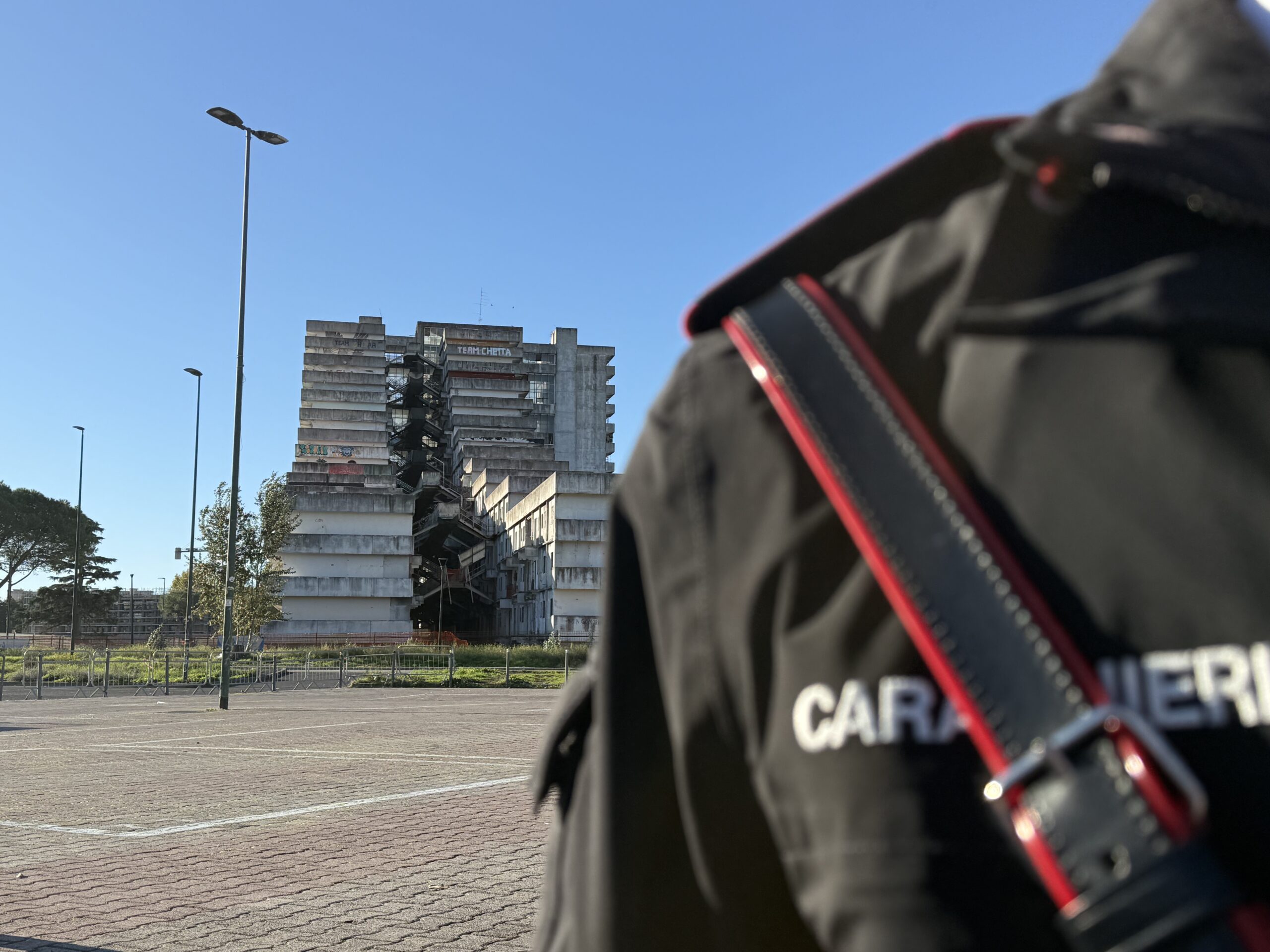 A 14enne si lancia dallo scooter durante inseguimento: carabinieri denunciano due minorenni