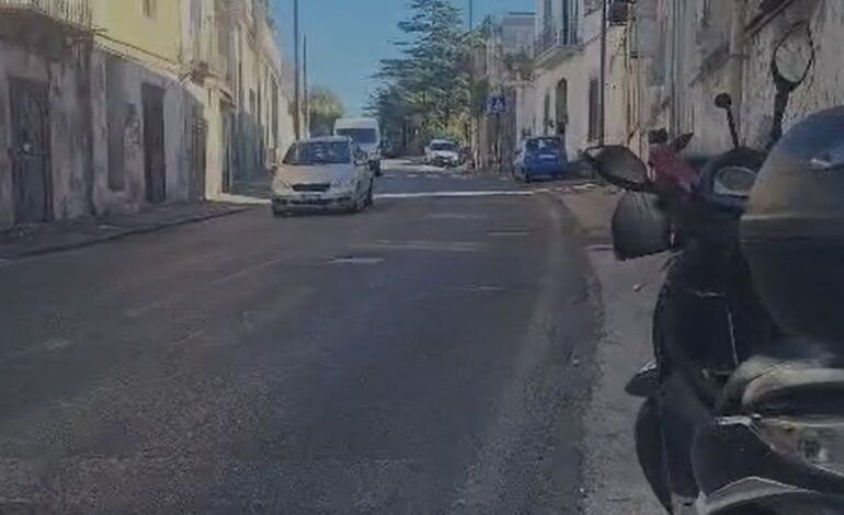 POZZUOLI/ «Auto e bus che sfrecciano: il comune faccia qualcosa»