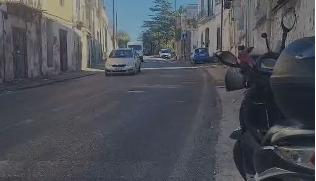 POZZUOLI/ «Auto e bus che sfrecciano: il comune faccia qualcosa»